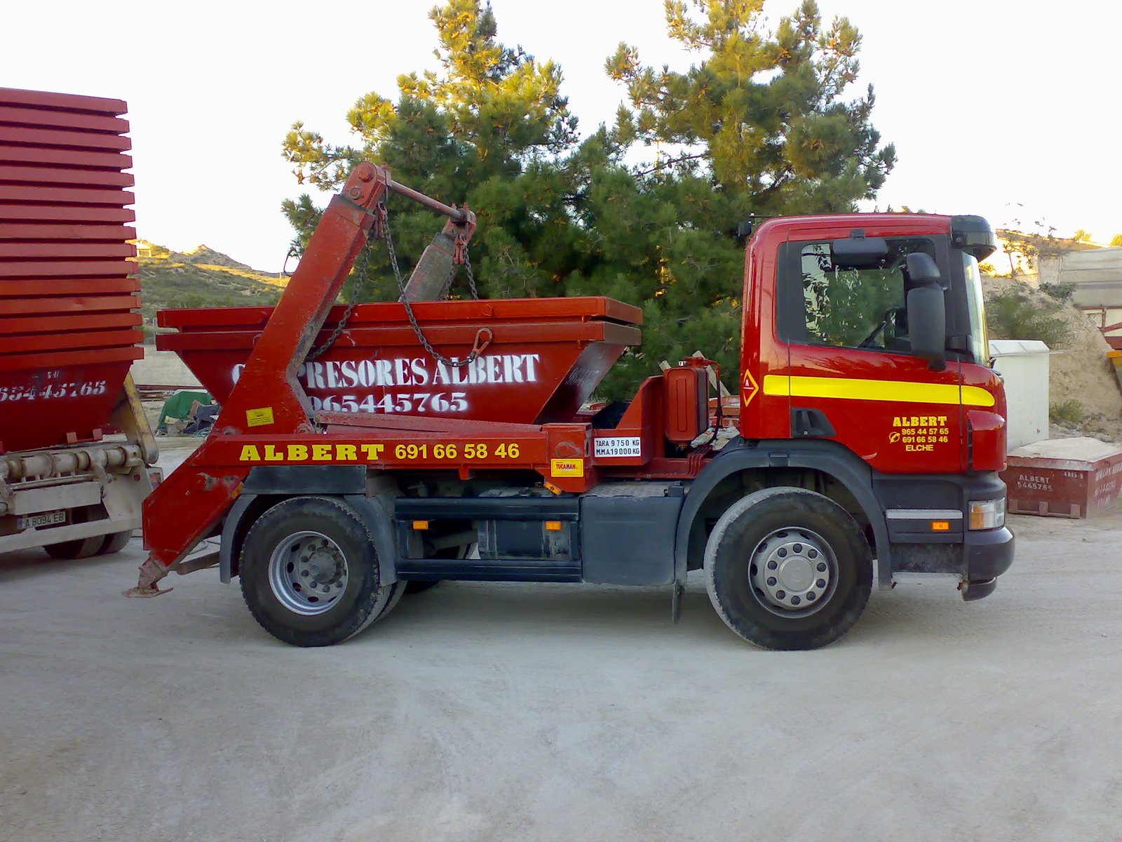 Camiones y contenedores de Albert